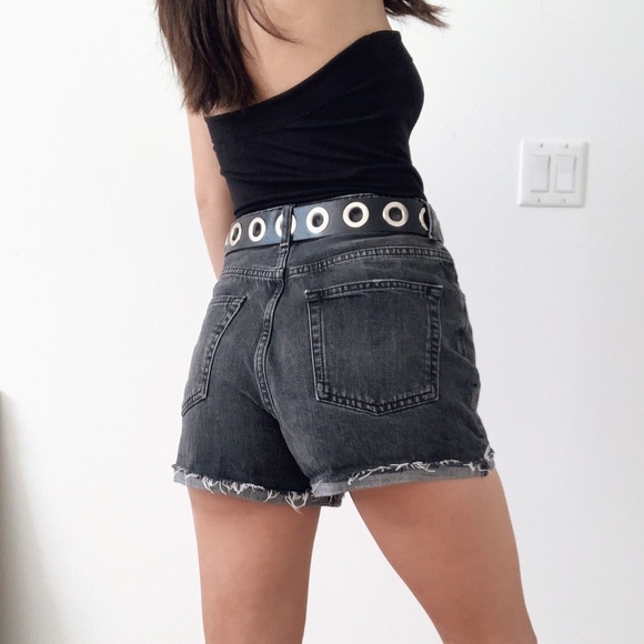 ❌SOLD❌Topshop Moto Girlfriend High Waist Shorts - Picture 3 of 6